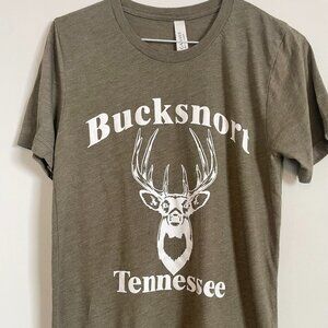 GREEN GRAPHIC T-SHIRT BUCKSNORT TENNESSEE WOMENS SIZE SMALL